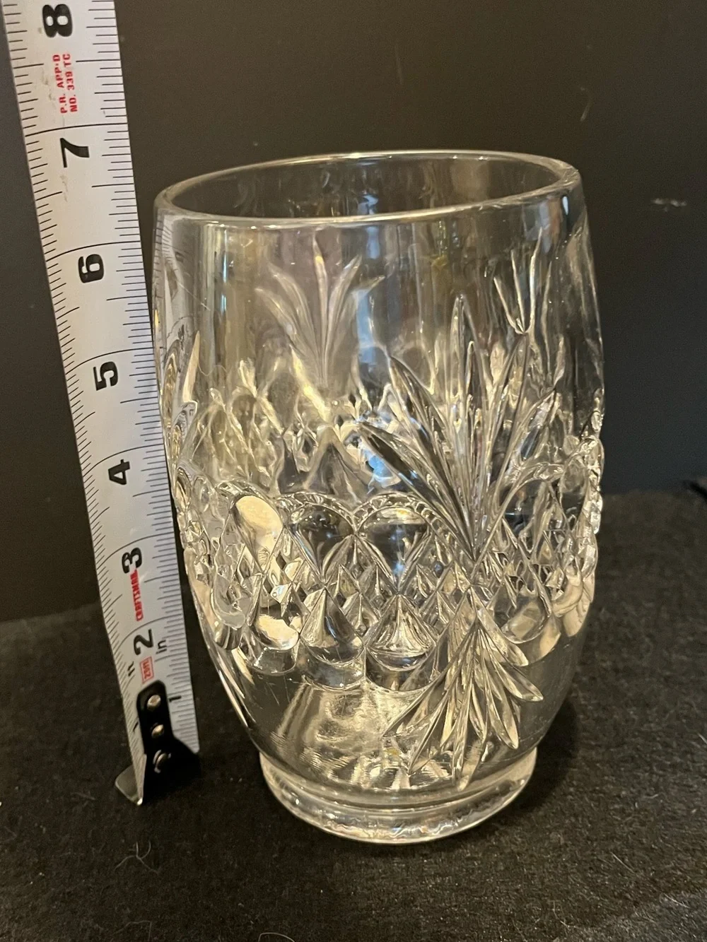 Vintage pressed cut glass vase - Picture 6 of 11